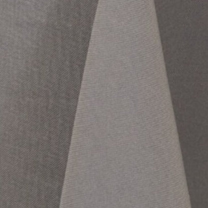 Round Banquet Tables with Polyester Linen